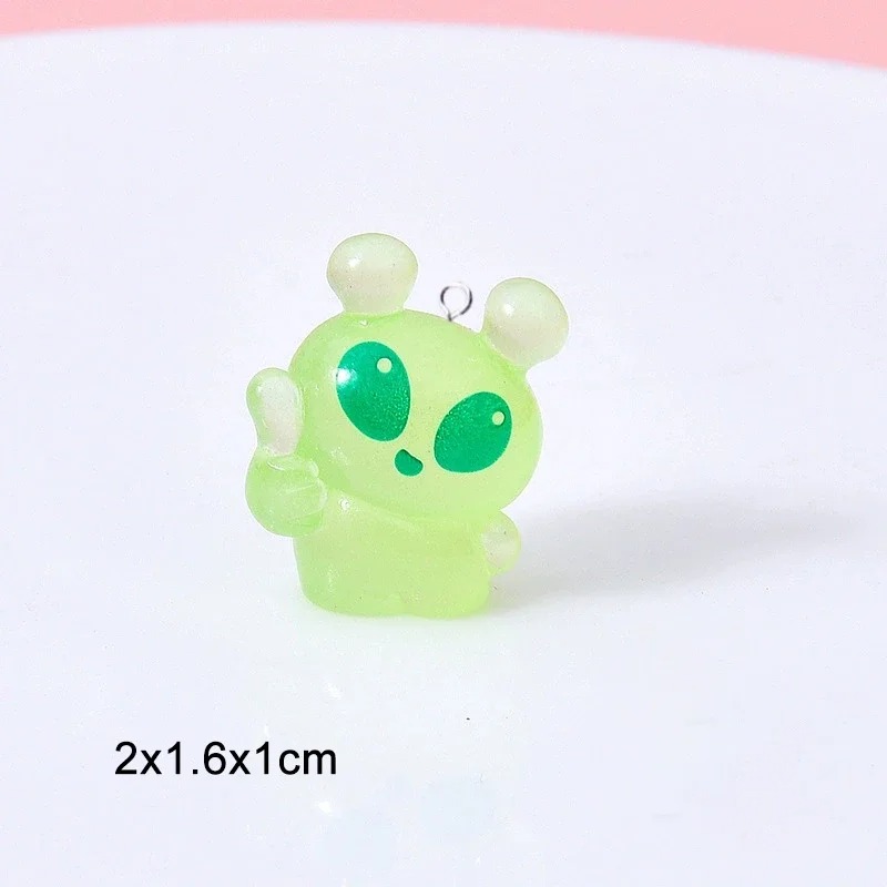 10Pcs Cute Mini Green Alien Re - Resin Art Materials Kit recensie en prijs