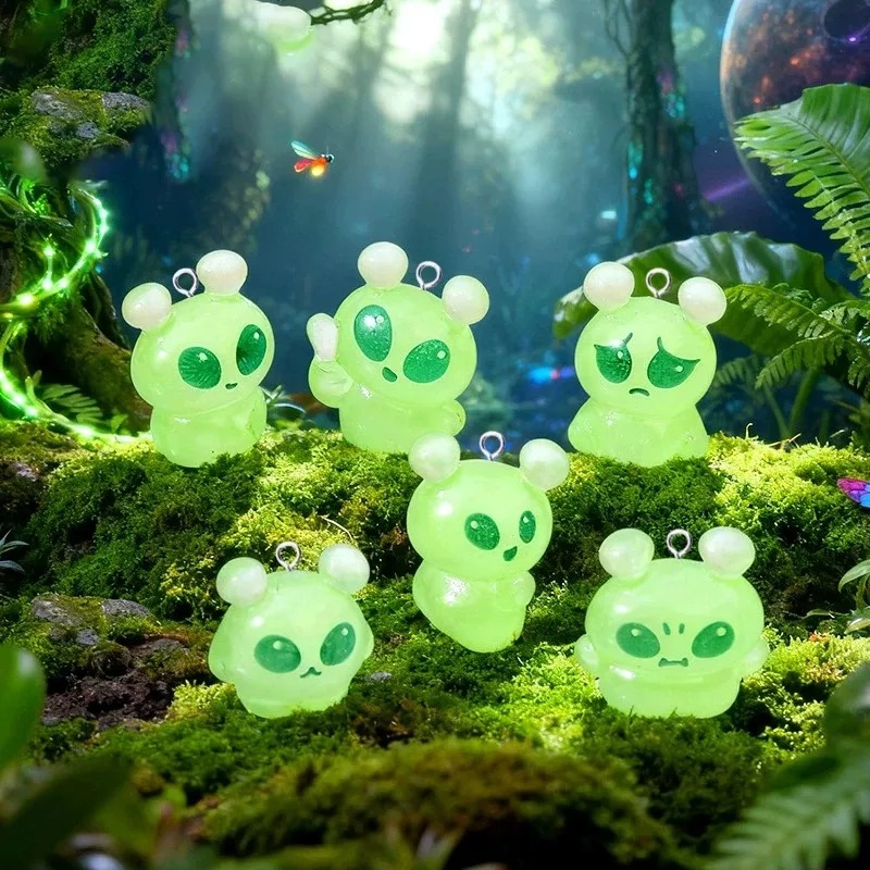 10Pcs Cute Mini Green Alien Re - Resin Art Materials Kit recensie en prijs